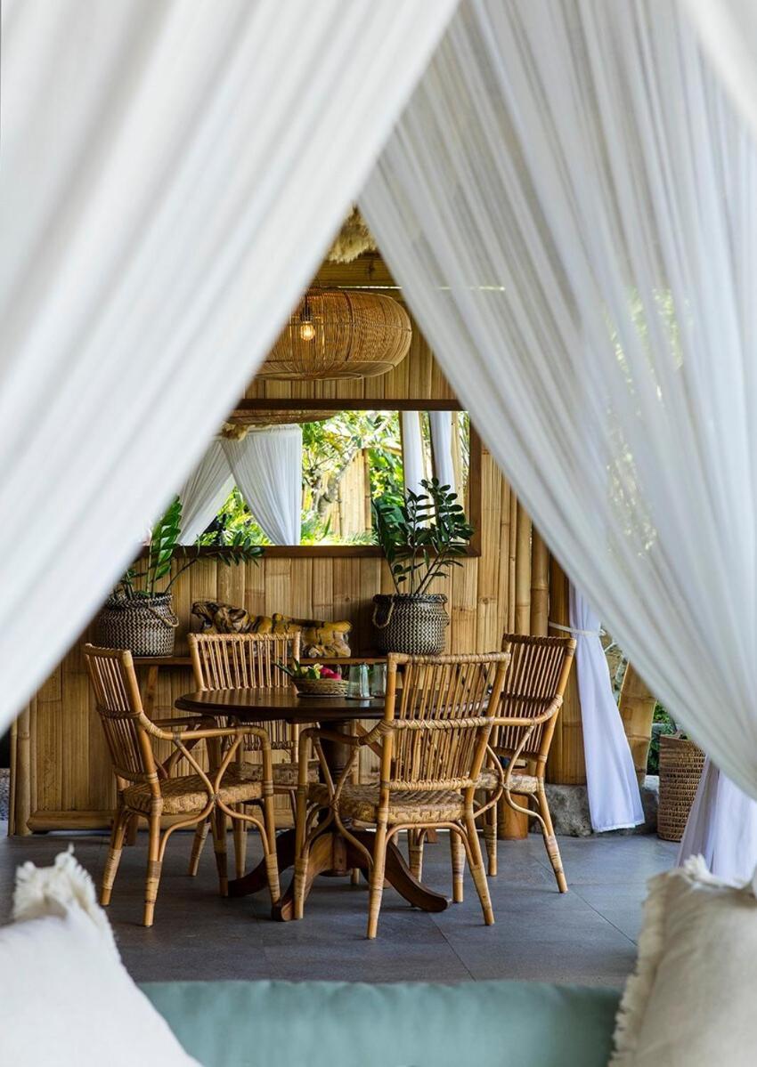 Villa Sidemen Luxury Nyan Bali - Bamboo House Selat